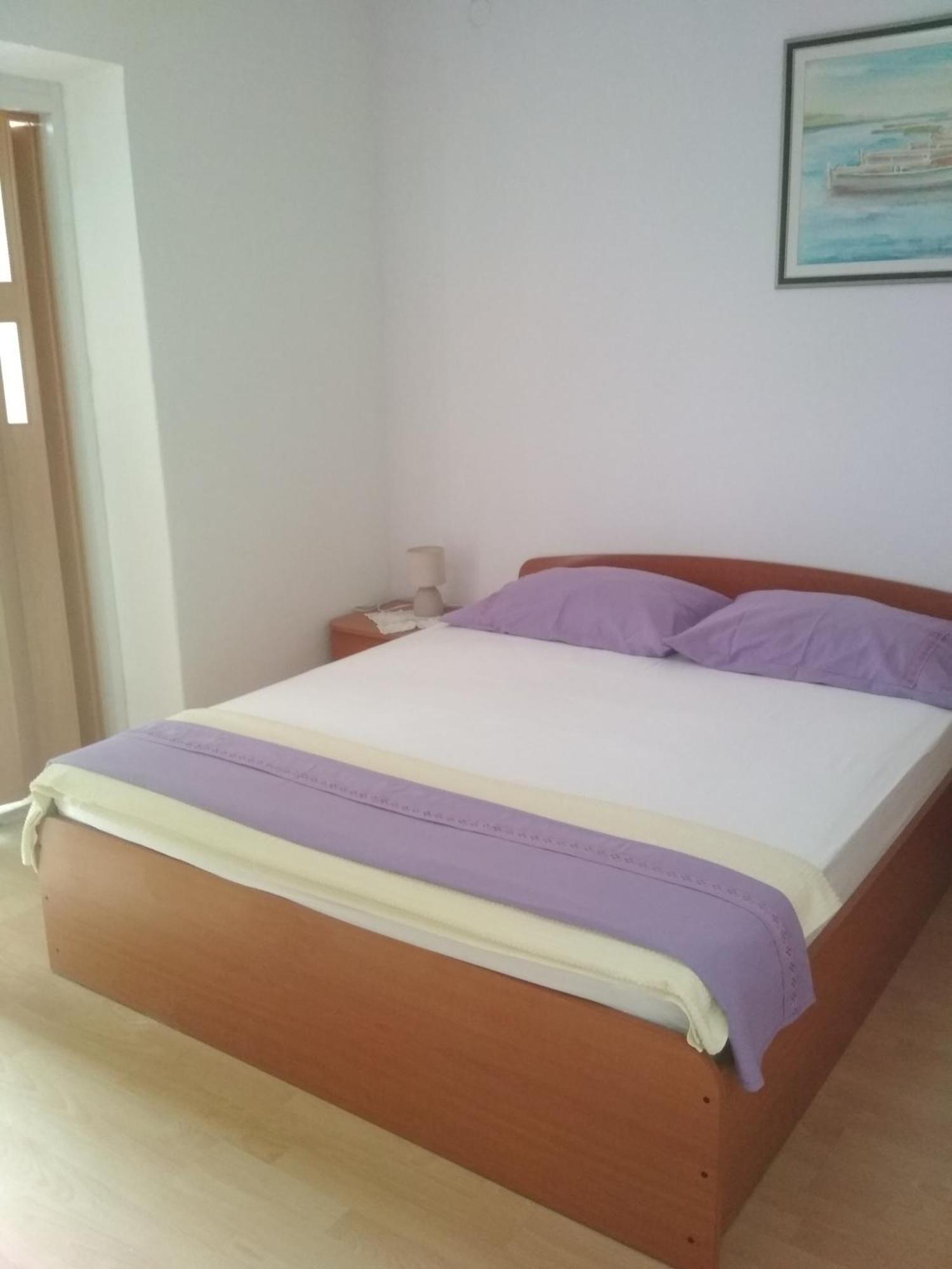 Apartmani Carevic Башка-Вода Экстерьер фото