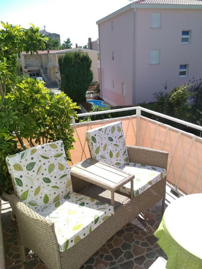 Apartmani Carevic Башка-Вода Экстерьер фото